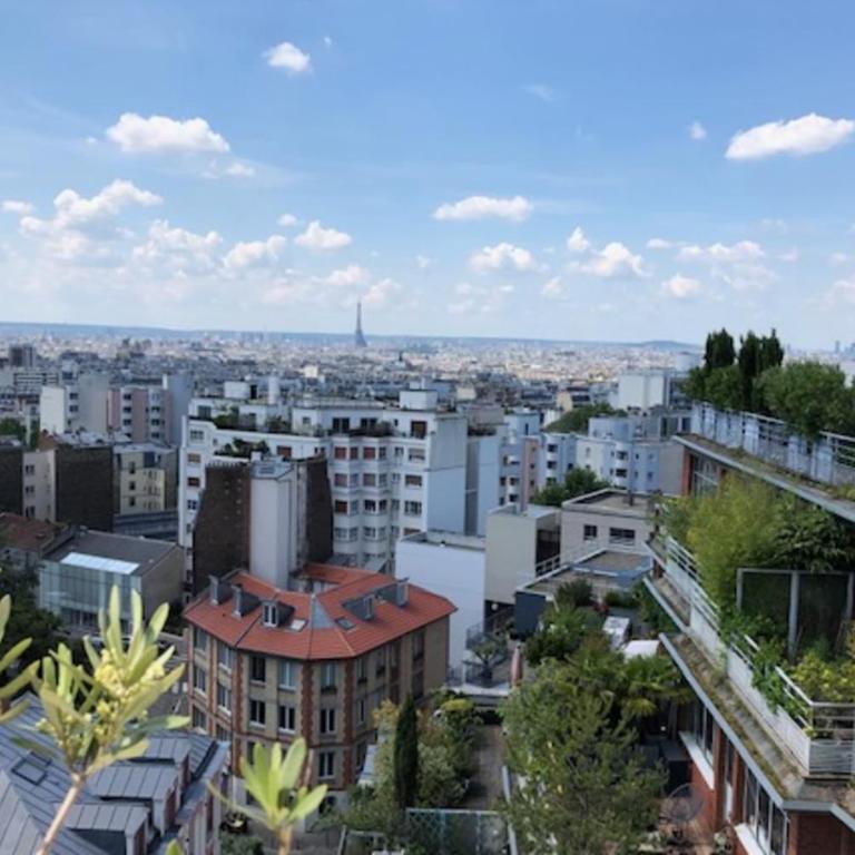 Apartment with terrace and view of Paris - Appartement - 22