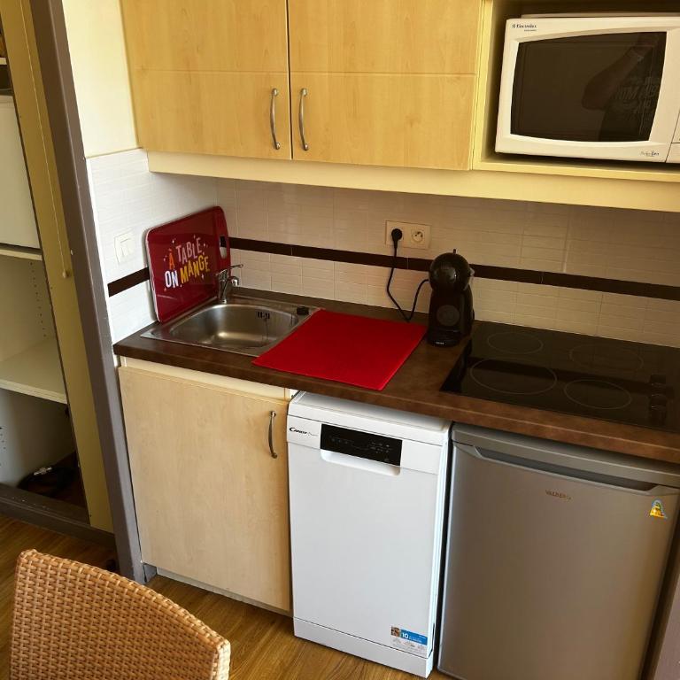 T2 vue mer, Saint-Raphaël, Village Cap Esterel - One-Bedroom Apartment - 4