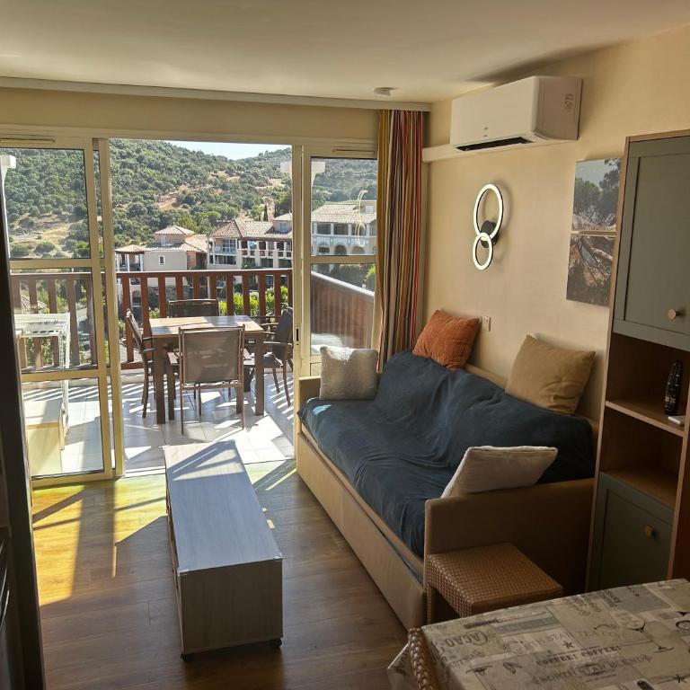 T2 vue mer, Saint-Raphaël, Village Cap Esterel - One-Bedroom Apartment - 8