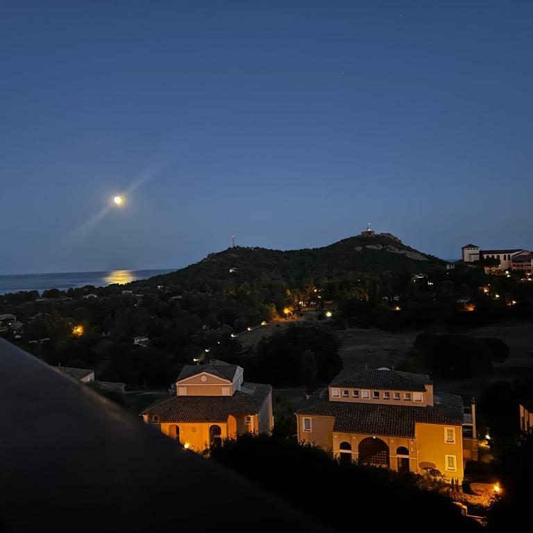 T2 vue mer, Saint-Raphaël, Village Cap Esterel - One-Bedroom Apartment - 14