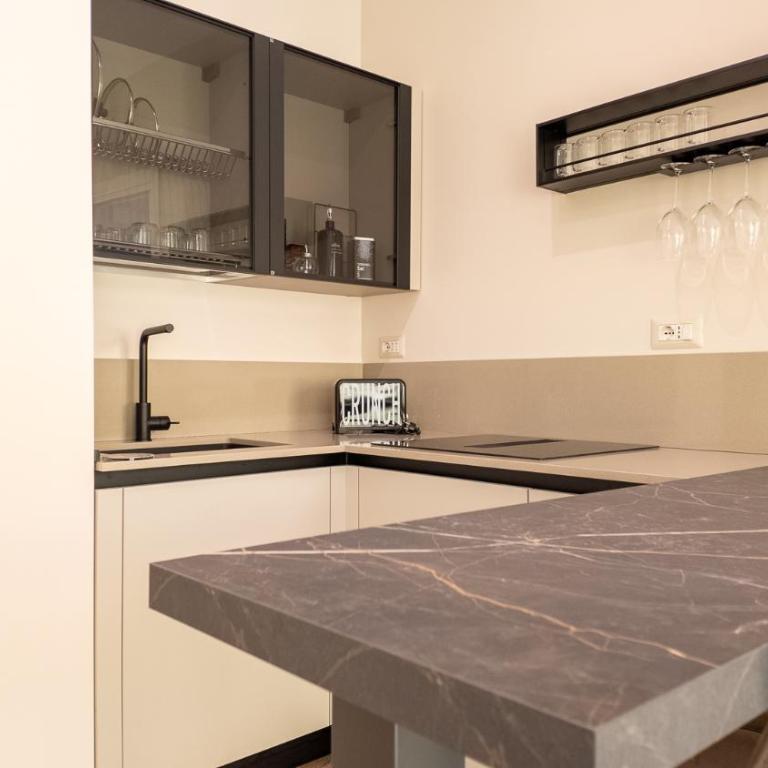 Soggiorno Chic , 2 Camere Vicino Colosseo e Metro - Appartamento con 2 Camere da Letto - 2