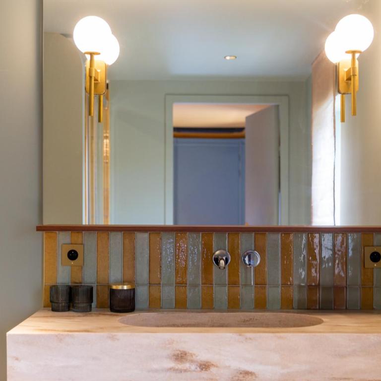 Hôtel La Particulière - Chambre Lit King-Size - Vue sur Jardin - 1