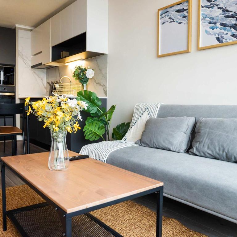 Chill Cozy 1BR Oasis w Pool & BBQ in Irarrazabal - Apartment - 4