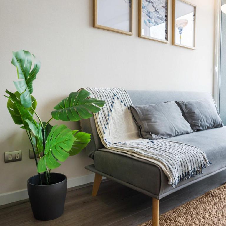 Chill Cozy 1BR Oasis w Pool & BBQ in Irarrazabal - Apartment - 11