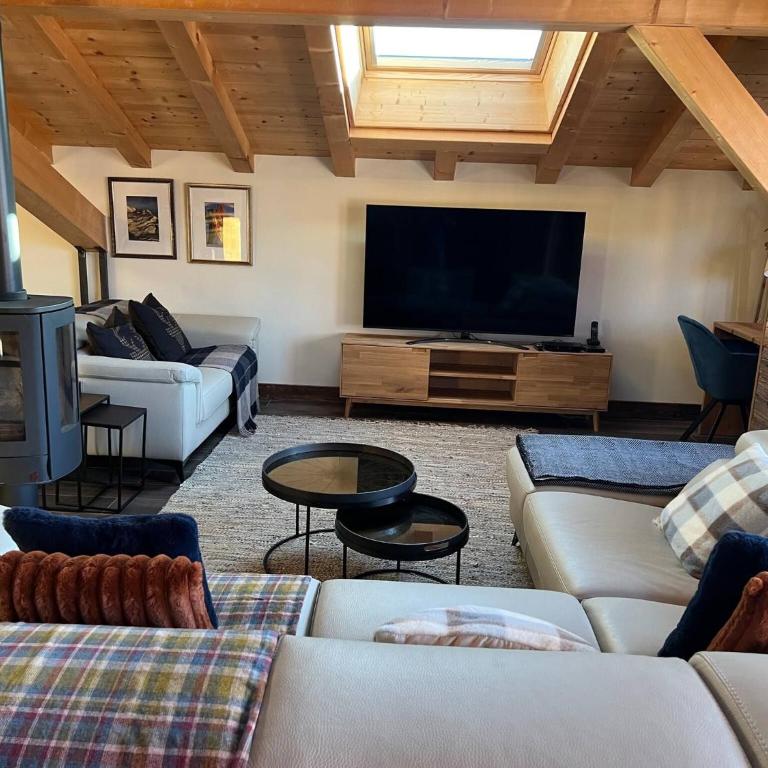 Beautiful chalet with panoramic views in Samoens walking distance to the village - Chalet - 7