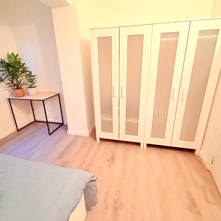 Casa Mar Arenal Beach - with Stunning Sea Views - Ifach Holiday Homes - Apartamento de 2 dormitorios con balcón y vistas al mar - 24