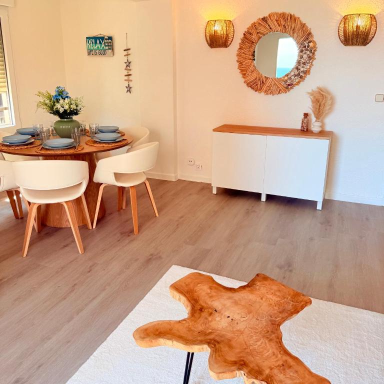 Casa Mar Arenal Beach - with Stunning Sea Views - Ifach Holiday Homes - Apartamento de 2 dormitorios con balcón y vistas al mar - 4