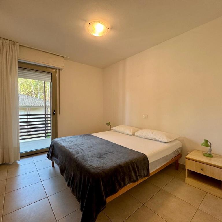 Prassitele Apartments - Appartamento con 2 Camere da Letto e Balcone - 1
