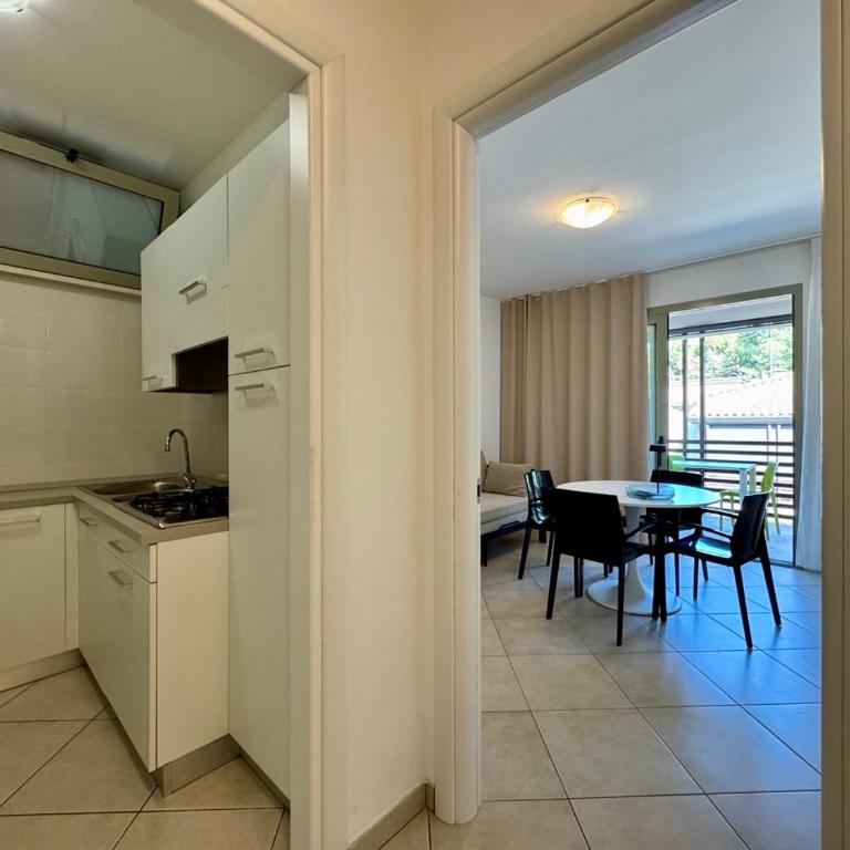 Prassitele Apartments - Appartamento con 2 Camere da Letto e Terrazza - 10