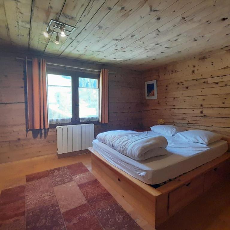 Chalet at the foot of the Nordic domain - Chalet - 6