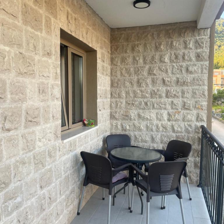 Apartman Anastasija - Three-Bedroom Apartment with Balcony - 5