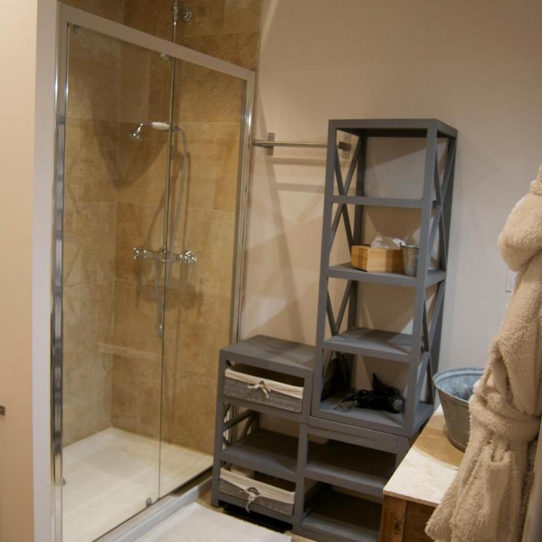 Appart'hôtel 27 le lion d'or - Two-Bedroom Apartment - Souleiado - 8
