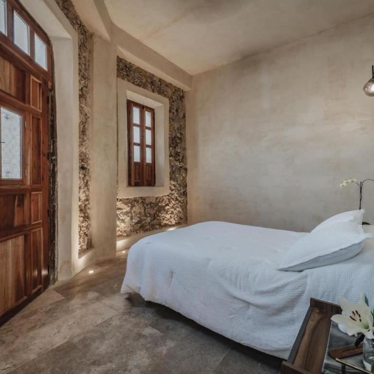 Casa Chomak - Colonial Luxury with a Private Outdoor Pool and Parking in Central Merida - Vacation Home - 5