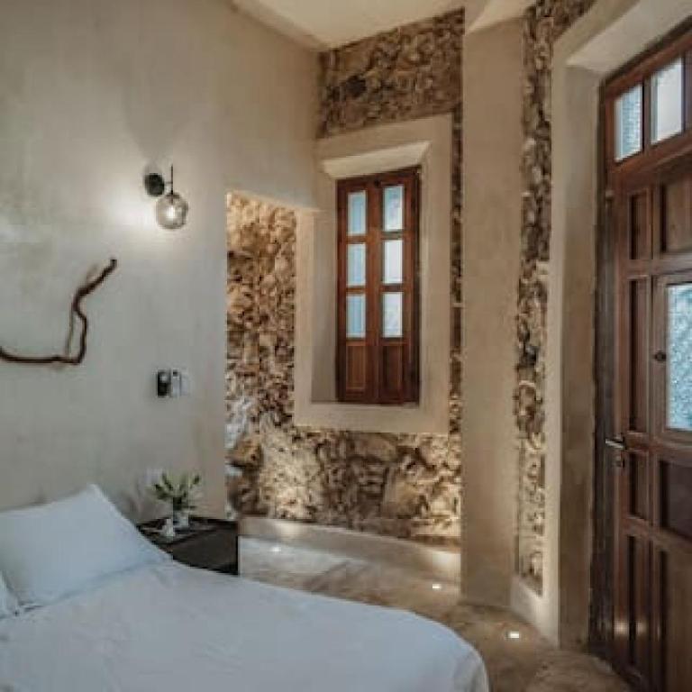 Casa Chomak - Colonial Luxury with a Private Outdoor Pool and Parking in Central Merida - Vacation Home - 14