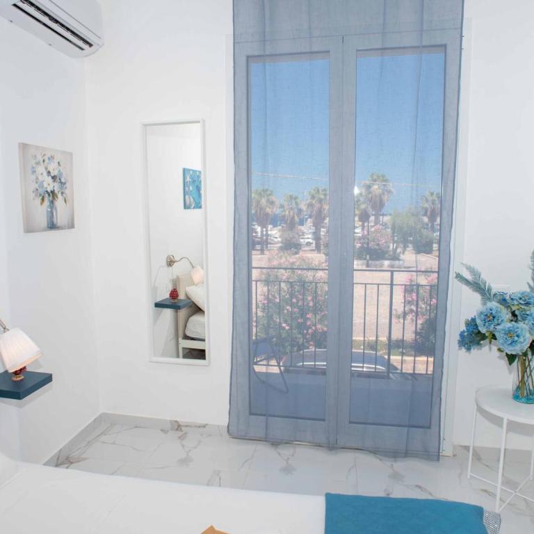 Azzurro Mare - Camera Matrimoniale con Balcone - 12