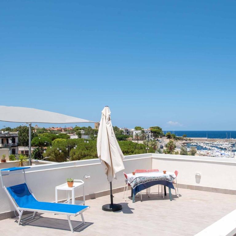 Azzurro Mare - Camera Matrimoniale con Balcone - 16