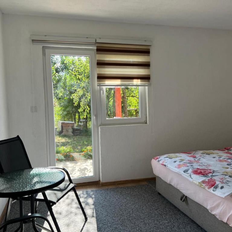 Weekend house & apartments Dubrave - Kuća sa 1 Spavaćom Sobom - 2