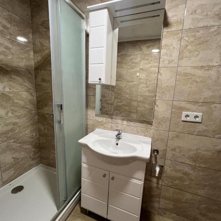 Weekend house & apartments Dubrave - Kuća sa 1 Spavaćom Sobom - 8
