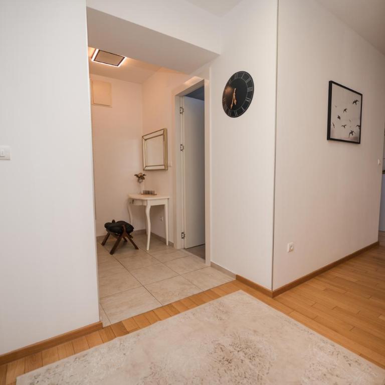 City Museum 2 Apartments Banja Luka - Two-Bedroom Apartment - 14