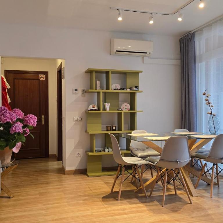 Apartment America Go2Lloret - Apartamento de 3 dormitorios con balcón - 1
