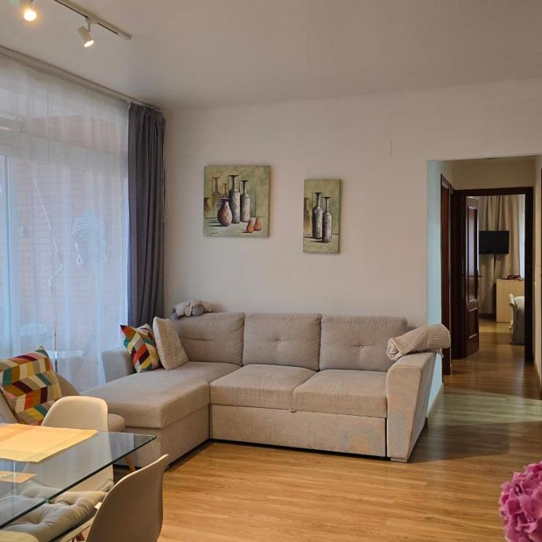 Apartment America Go2Lloret - Apartamento de 3 dormitorios con balcón - 2
