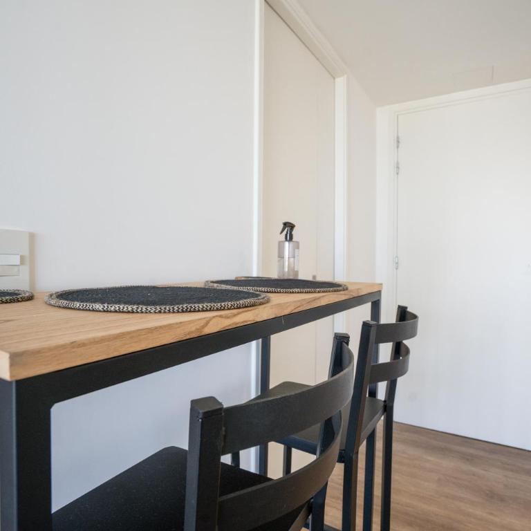 Quartier Del Bajo - Estudio con balcón - 3