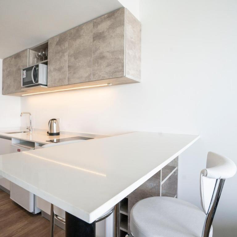 Quartier Del Bajo - Estudio Superior - 12