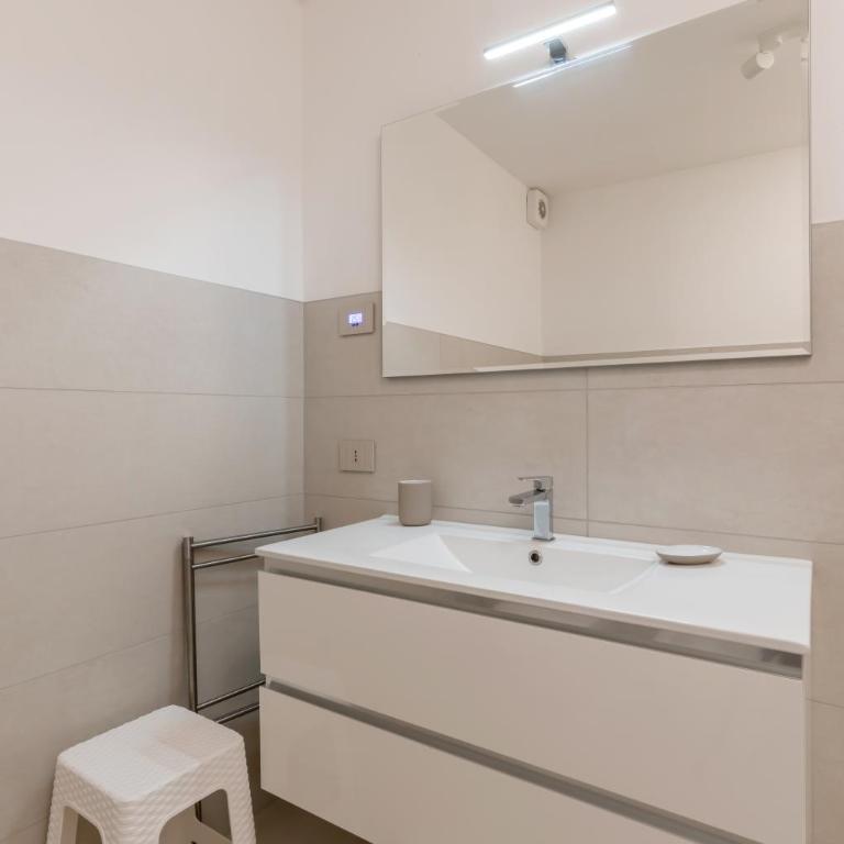 Monumentale M5 APT - 6 ospiti & famiglie con 2 bagni e suite - Appartamento con 1 Camera da Letto - 12