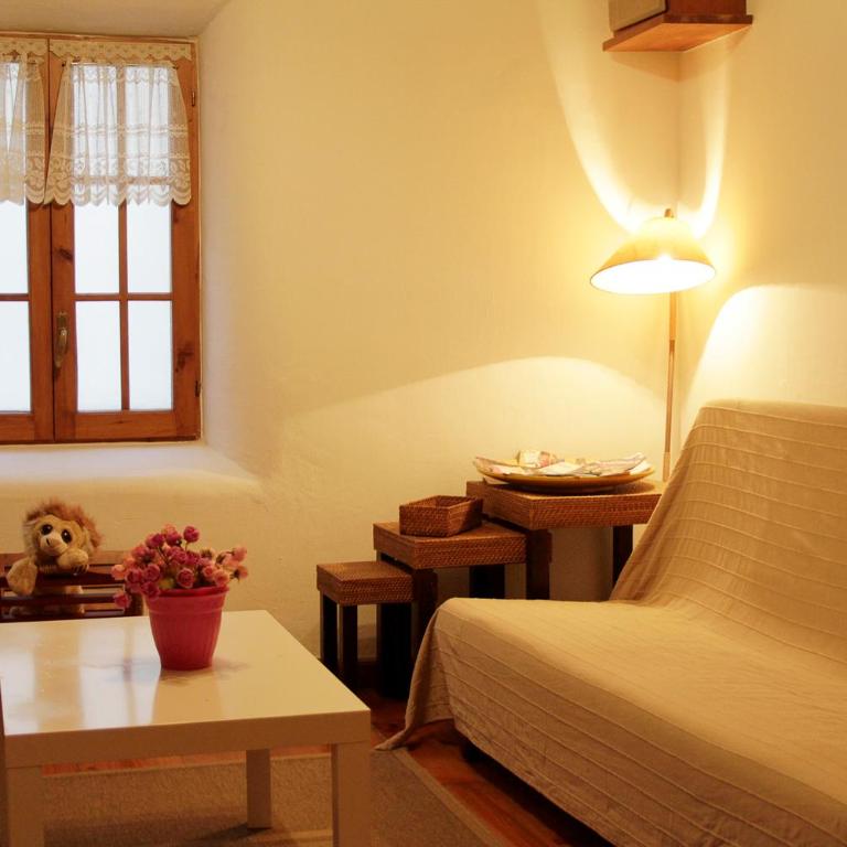 Quiet apartment! Sagrada Familia! - One-Bedroom Apartment - 4