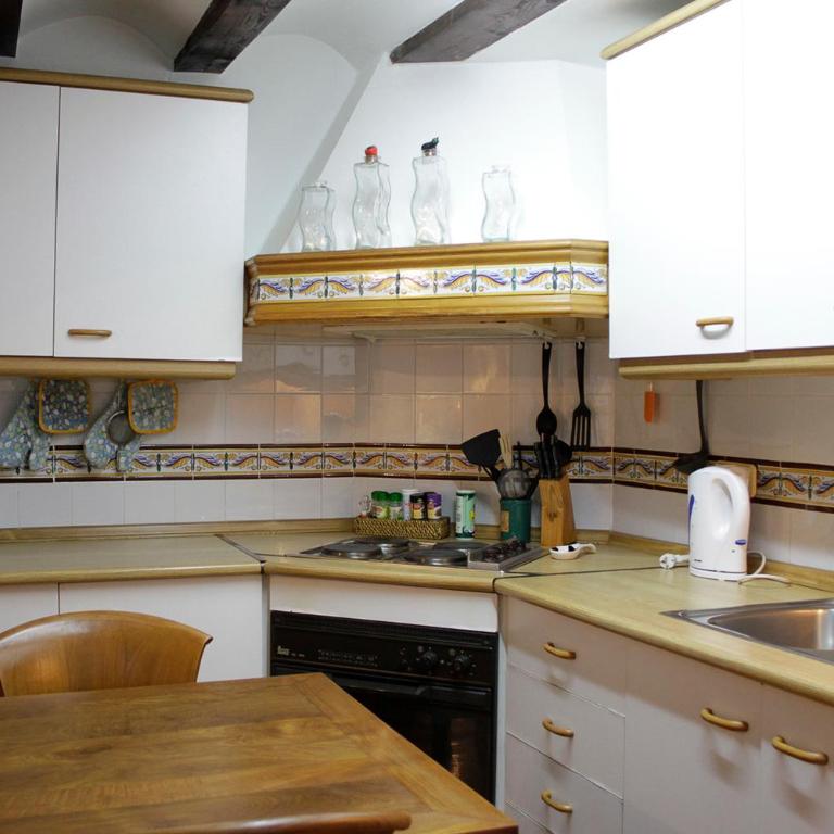 Quiet apartment! Sagrada Familia! - One-Bedroom Apartment - 9