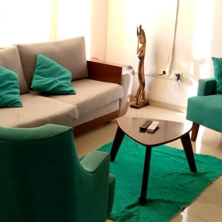 Casa Elegante, Cómoda y Relájate - Three-Bedroom Apartment - 51