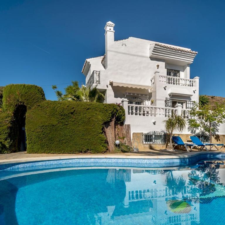 Los olivos villa with heated pool - Villa - 4