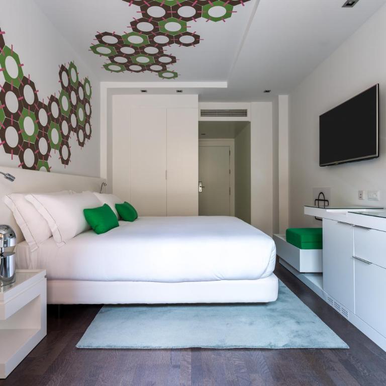 Room Mate Carla, Barcelona - Executive Room with Terrace - 4