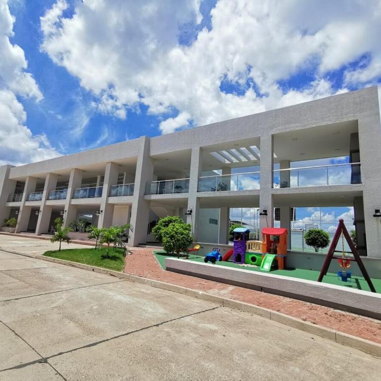 Casa Elegante, Cómoda y Relájate - Three-Bedroom Apartment - 28