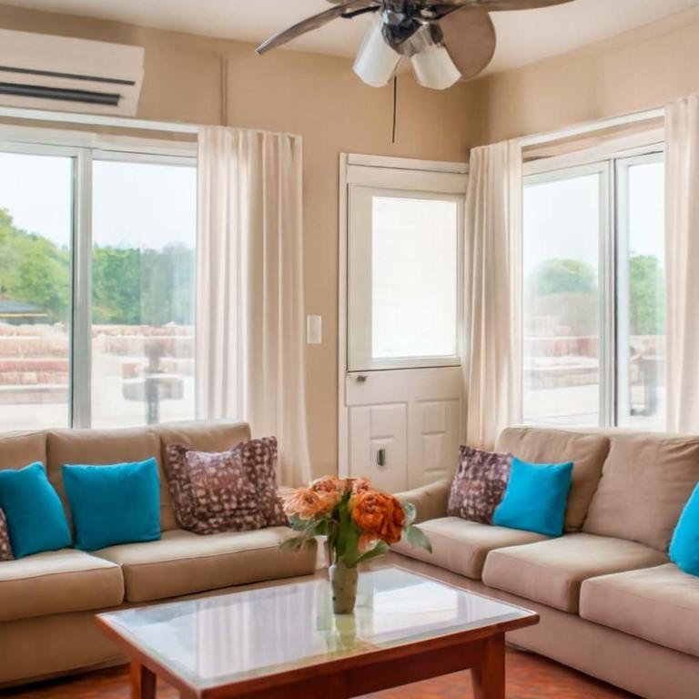 Beachfront 2BR Condo in Playa I Steps to 5th Ave! - 2BR Beachfront Oceanview Terrace - 6