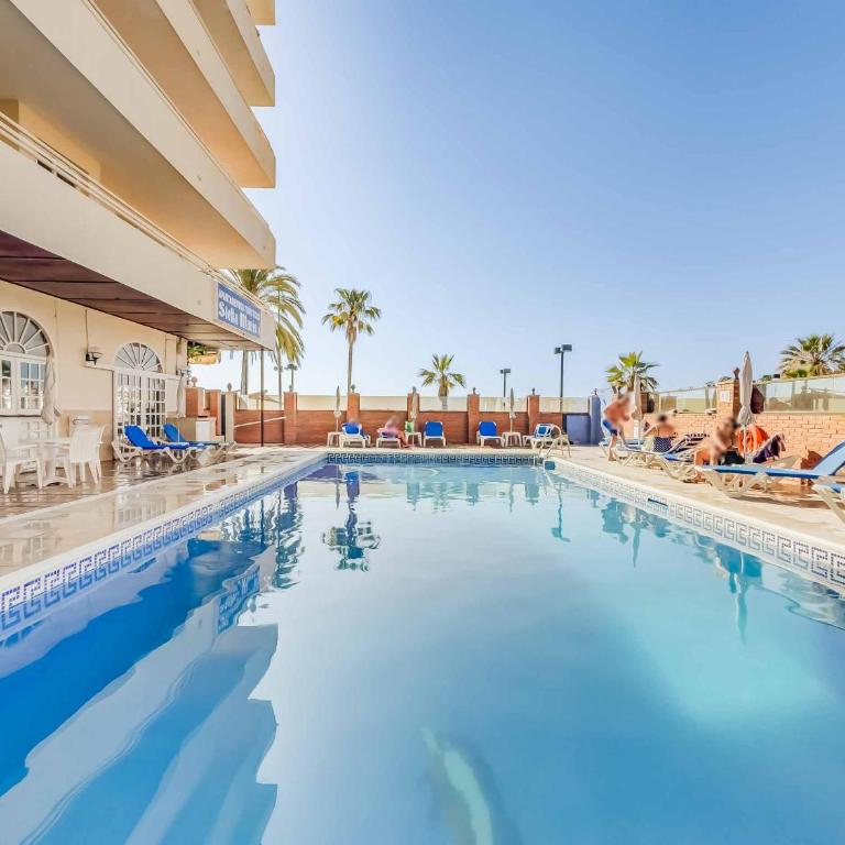 135 - Beachfront Apartment with Pool, Fuengirola! - Apartamento de 1 dormitorio - 2