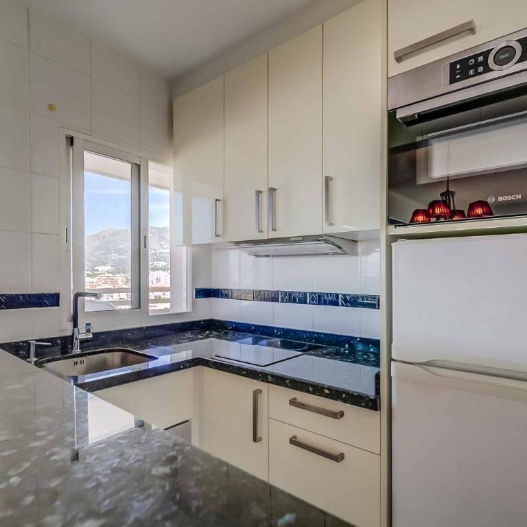 135 - Beachfront Apartment with Pool, Fuengirola! - Apartamento de 1 dormitorio - 15