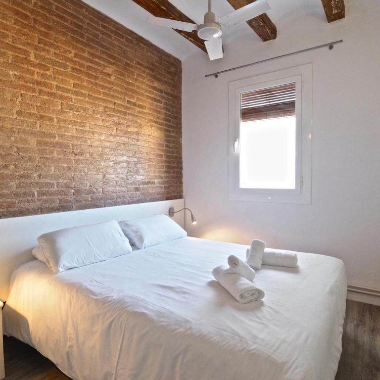 Happy People Ramblas Harbour Apartments - Two-Bedroom Apartment - 27