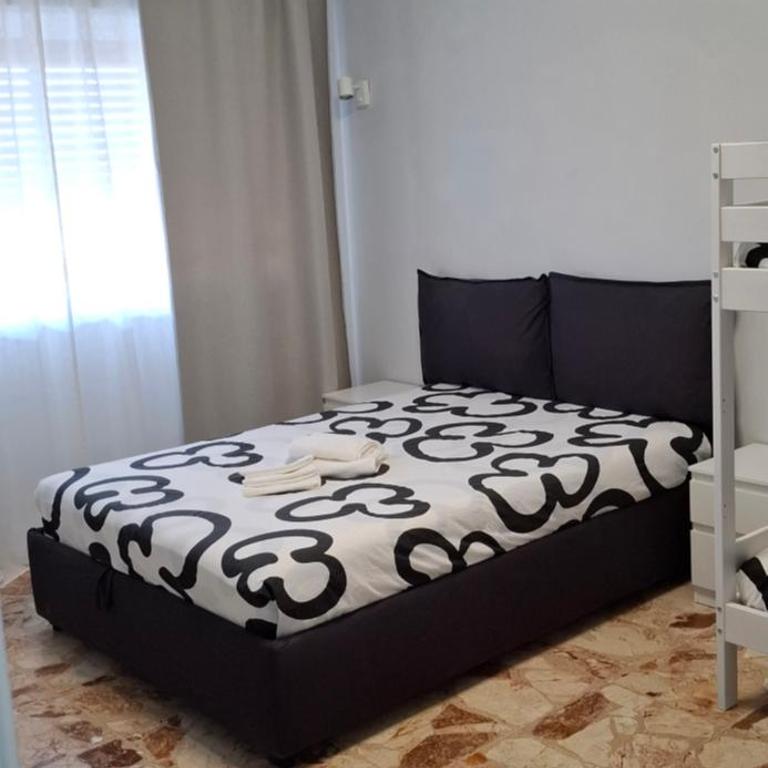 Damablu - Two-Bedroom House - 19