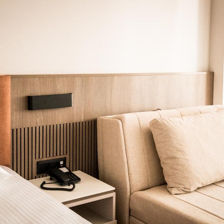 Cervino - Double Room with Balcony - 6
