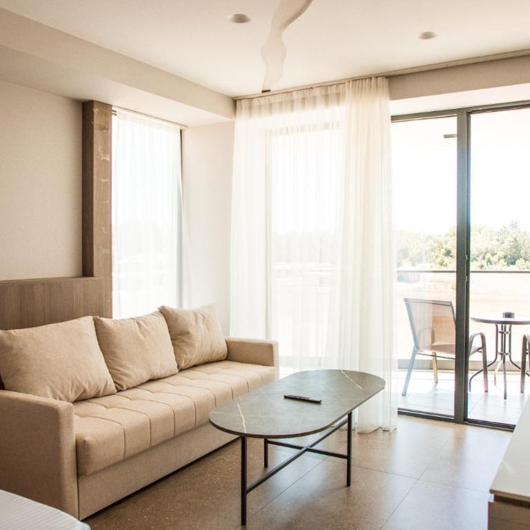 Cervino - Deluxe Double Room with Balcony - 16