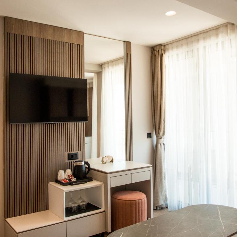 Cervino - Suite with Balcony - 7