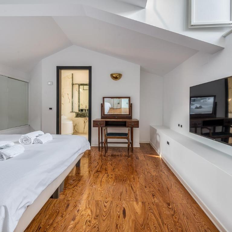 Duomo3'-Skylight-IdroPool-Private-Cinema-FreePark - Appartamento con 3 Camere da Letto - 37