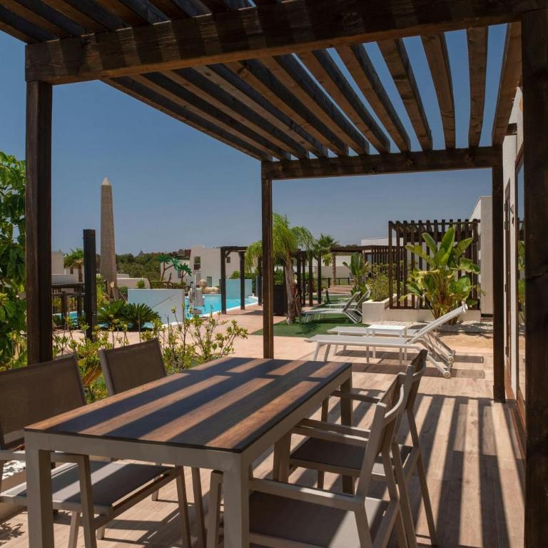 Four Points by Sheraton Costa Blanca Villas - Villa Doble Premium con sofá cama, balcón y vistas al resort - 2 camas - 10