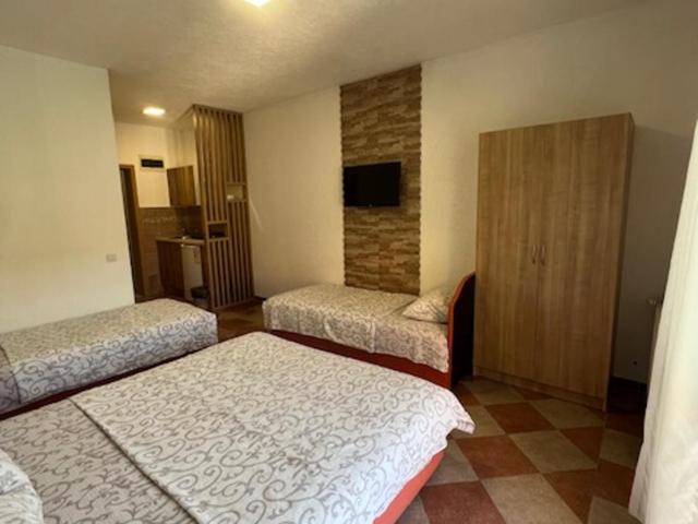 Apartmani PERICIC SUTOMORE NEW HOUSE - Comfort Quadruple Room - 4