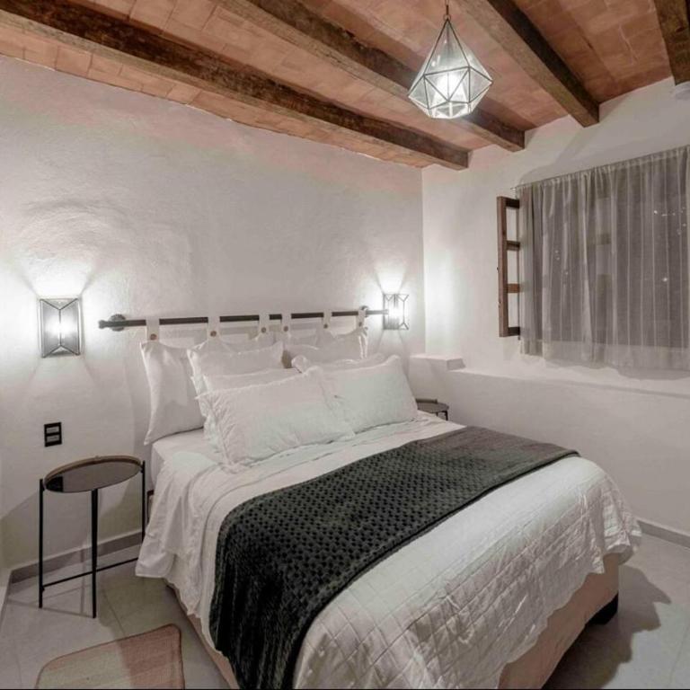 Casa Paulina - Two-Bedroom Deluxe Apartment - 6