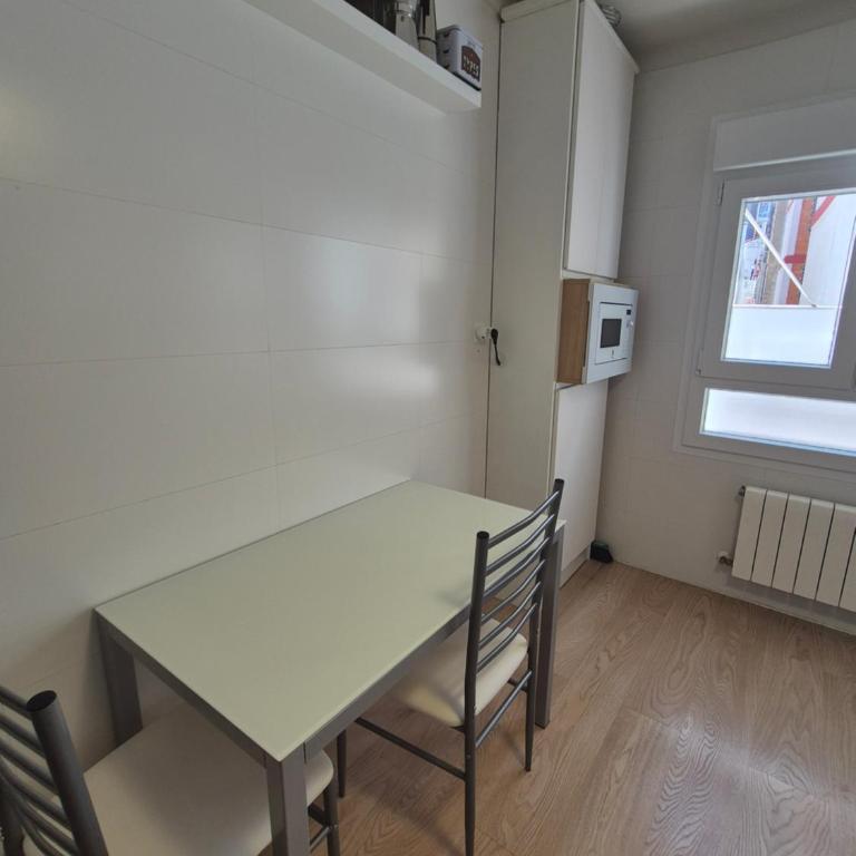 1A158 Amplio Apto centro de Gijón by R2R Consulting - Apartamento de 3 dormitorios - 4