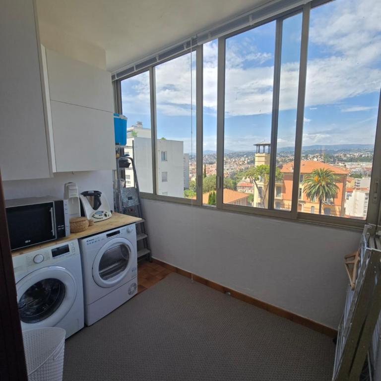 3 pièces avec vue proche du Port de Nice - Appartement 2 Chambres - 29