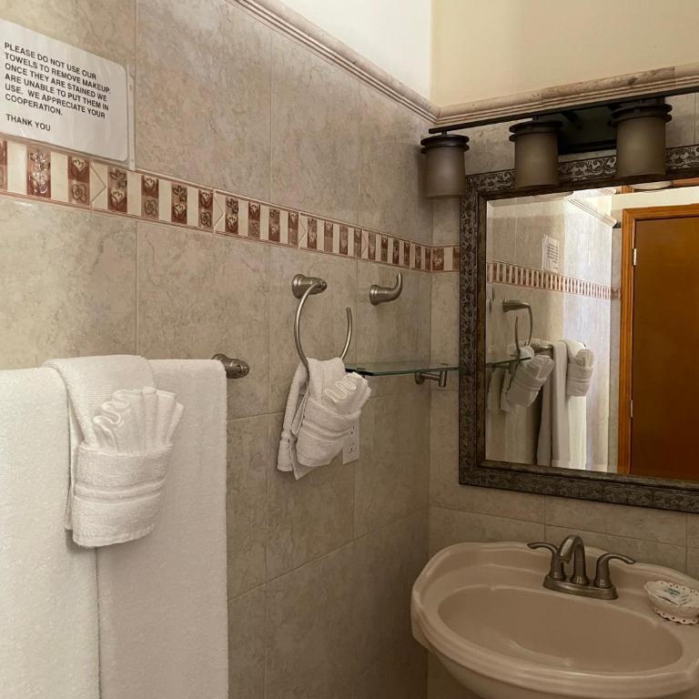 Hospedaje Mulege - King Room with Sea View - 6