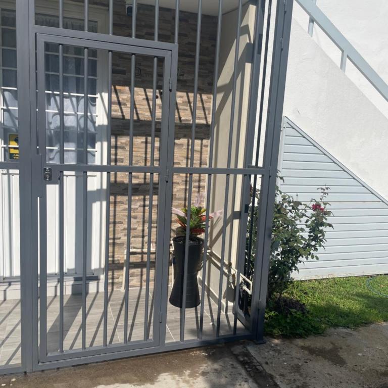 Pinar de la Calma Casa Renovada dentro del periferico excelente ubicacion a tan solo 5 minutos del ITESO TecMilenio UVM Parque Industrial Tecnologico II - Casa de 3 dormitorios - 7